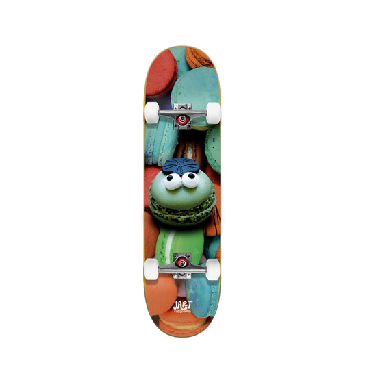 Jart "Cookies" Complete skateboard 8.0 x 29.5"