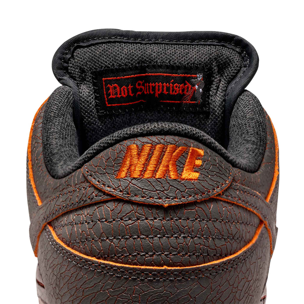 Nike SB - Dunk Low Pro - dark smoke grey / campfire orange