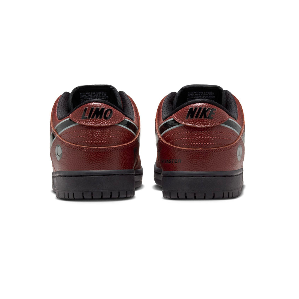 Nike SB x Limosine Skateboards Football Dunk Low Pro B brown/black