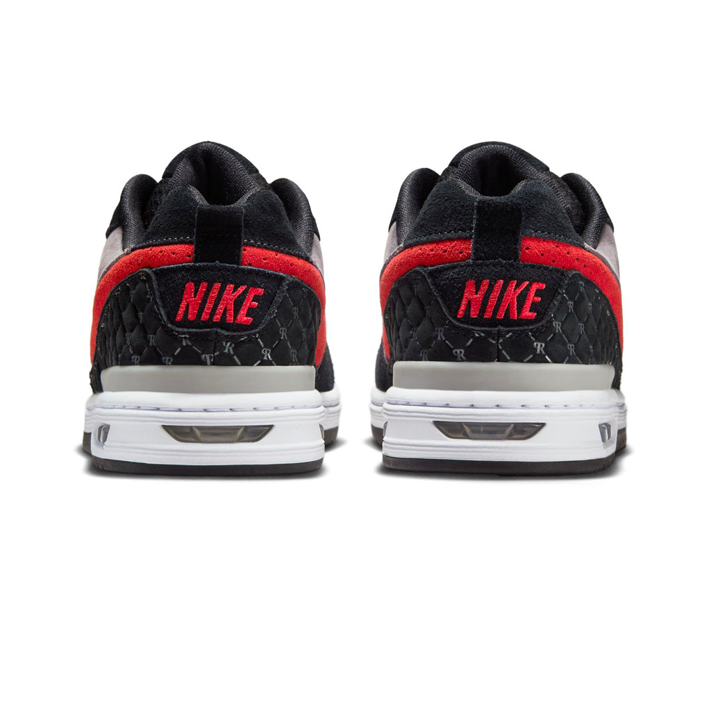 NikeSB_PaulRodriguez_DunkLow_blkredgrey_1