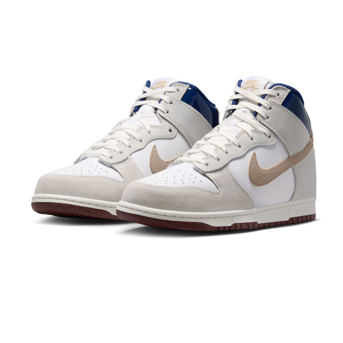 Nike SB x Beyond Store - Dunk High Pro - white/ivory/sand dune