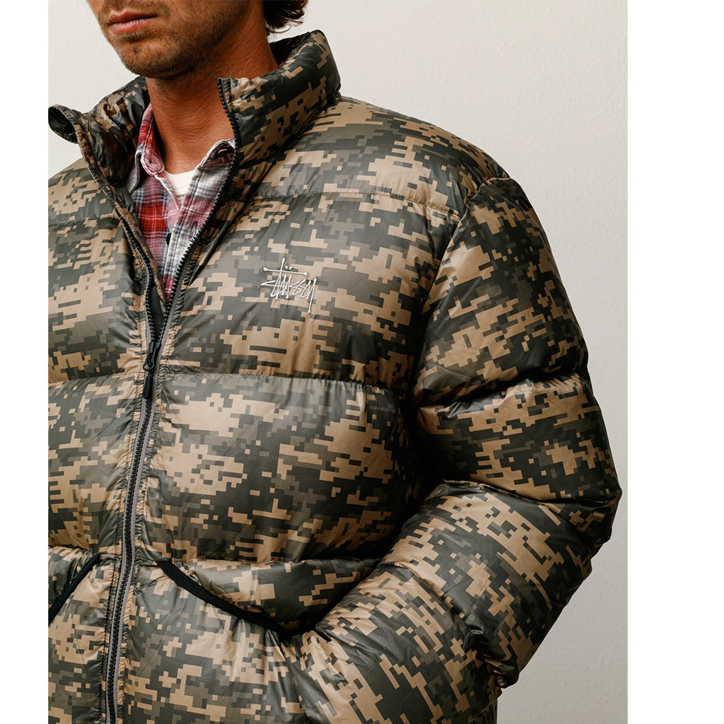 Stüssy Jacket "Micro Ripstop Down Mock" digi camo detail